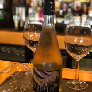 Zzpelin Alb - Urlați - Pelin Frizzante de Urlați